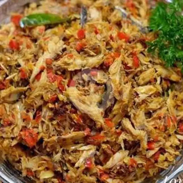 Nasi Tongkol Suwir Kemangi Pedas + Telur Ceplok ( Kecil ) | Naufalita Resto & Cake, Jekan Raya