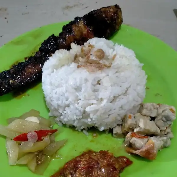 Nasi Campur Lele Bakar | Warung Makan Sosro Sudarmo, Nongsa