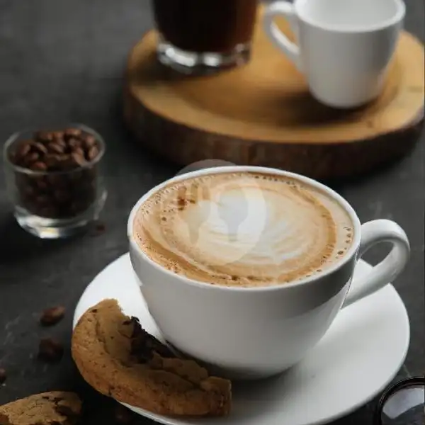 Caffe Latte | Always Coffee Jogja, Melon Mundusaren