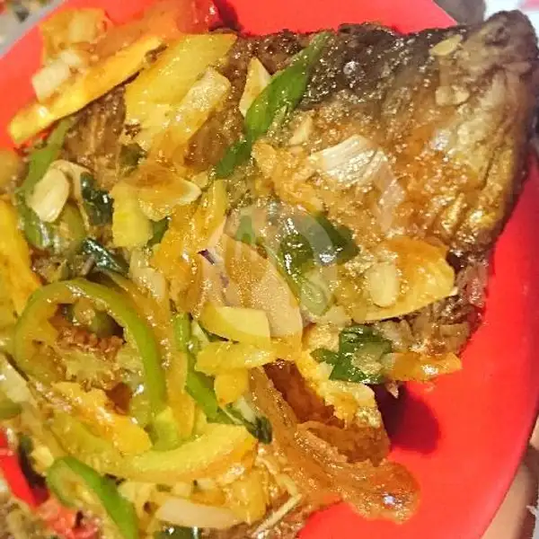 Gurame Goreng Asam Manis | Boy III Seafood, Lengkong Kecil