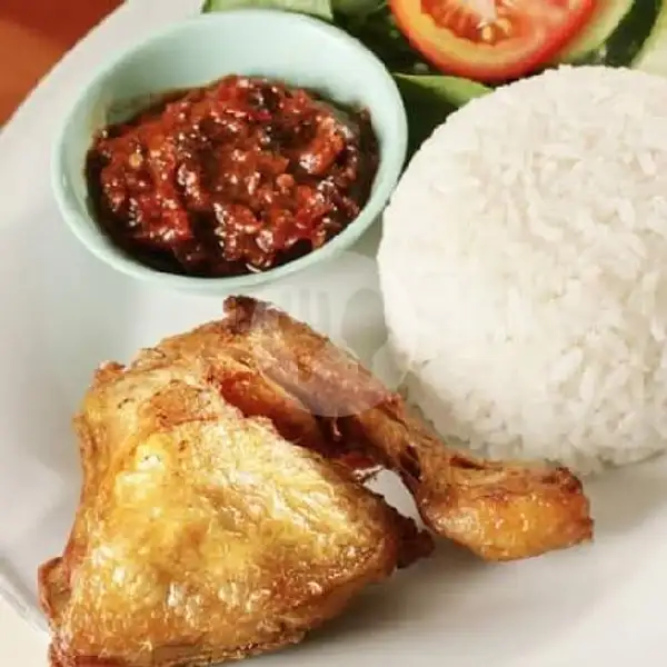 Paket Nasi Ayam Goreng Ungkep | Dapoer Om Zein (Hobby Makan Cipadu Street), Joglo