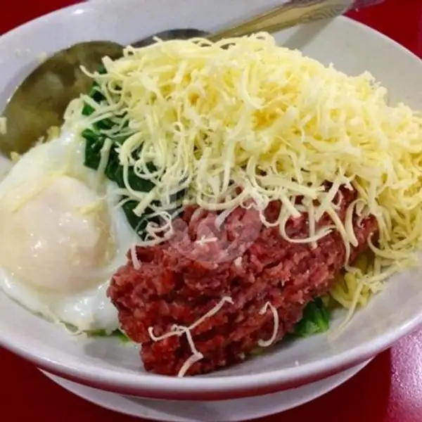Indomie Goreng Telor Corned Keju (kraft Asli + Saos Pedas) | Roti Bakar Japar 48, Pinang Ranti