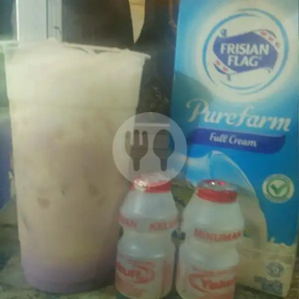 Yakult Anggur | Milkshake Cincau Lucky Leon, Suryanata