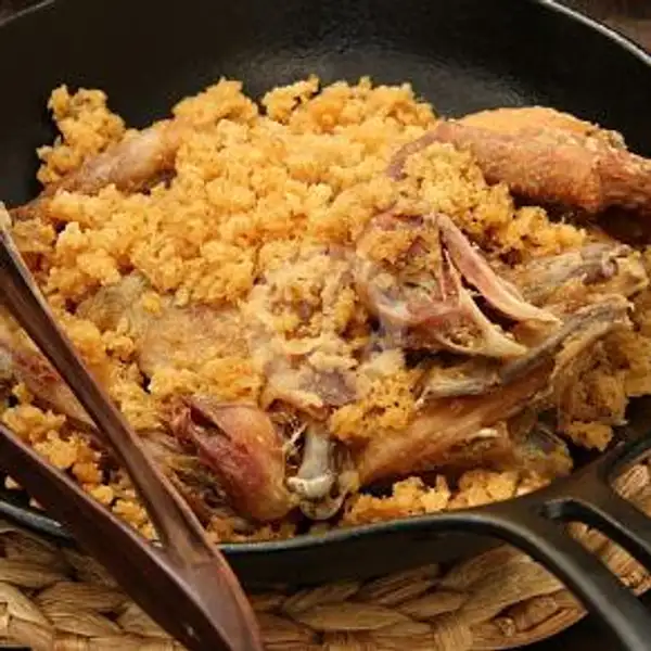 Ayam Penyet + Nasi | Hot Chicken Dinner, Pekanbaru