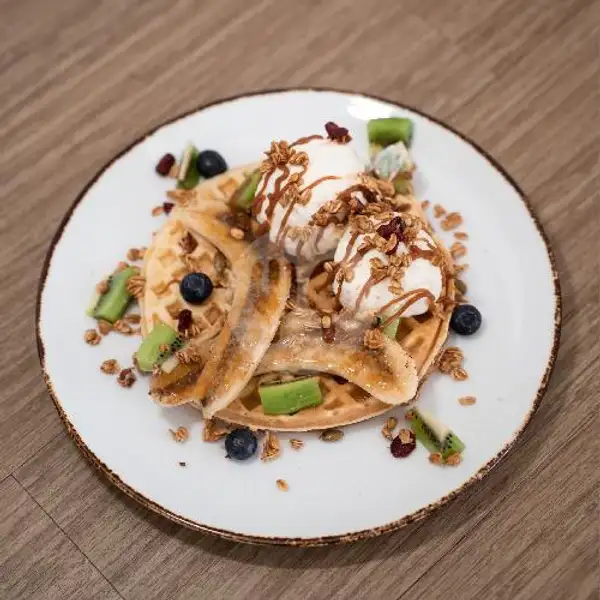 Fruit Paradise Waffle | Tatido Coffee Roasters, Lubuk Baja