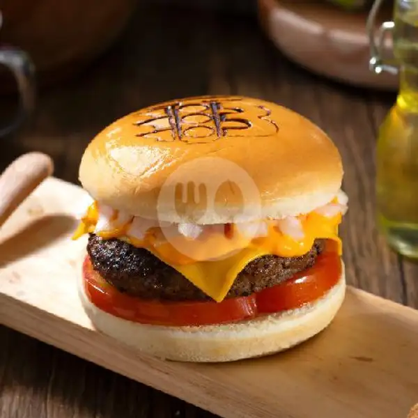 Chicago Cheese Burger | Traffic Bun, Cut Meutia Bekasi