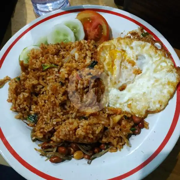 Nasi Goreng Aceh Pak Yusuf | B & T Cafe, Melati Raya
