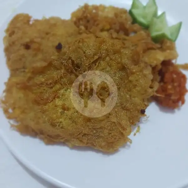 Dadar Telur | Ayam Goreng & Paru Kriuk Sambal Petir Dapur Umami, Margacinta