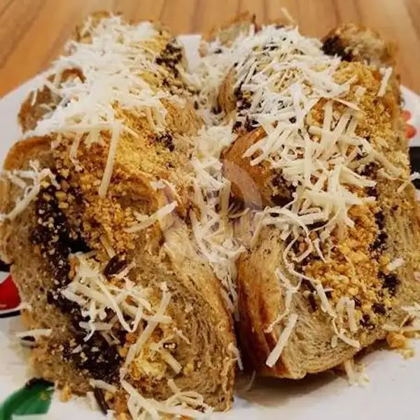Roti Gandum Choco Crunchy + Milk Crunchy + Keju | Roti Panggang Petualang, Pondok Aren
