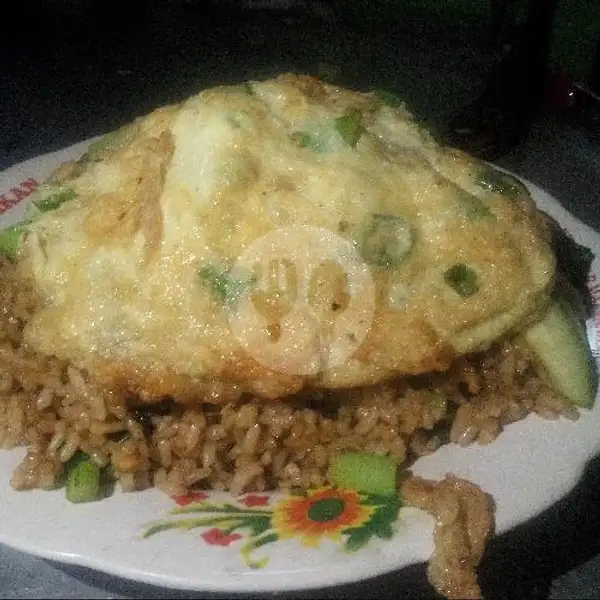 Nasi Gureng Ayam + Sosis + Telur | Nasi Goreng Ponorogo Pak Mangin, Kelapa Manis