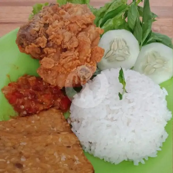 Ayam Goreng Crispy+Sambal Bawang+Tempe+Nasi | LALAPAN AAL