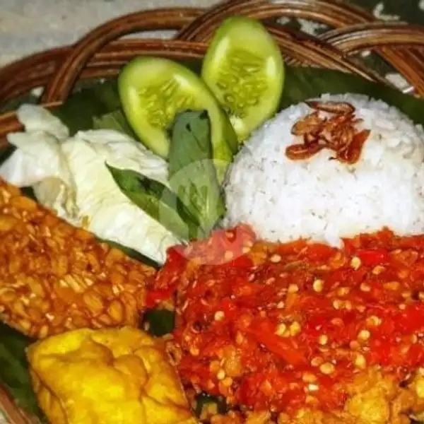 Nasi Ayam Geprek Sambal Hot(Dada/Paha) | Dapur Santuy Selikur21a, Arwana