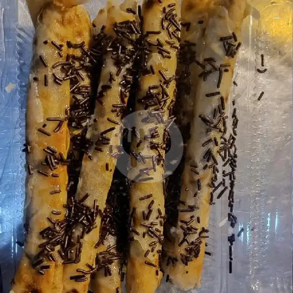 Banana Roll Coklat Susu  / Pisang Roll Coklat Susu (8pcs) | Singkong Keju 8Pintu & Roti Kukus