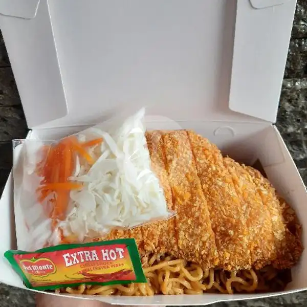 Paket Hemat Chicken Katsu Indomie | YamYam Cilacap, Rinenggo Asri