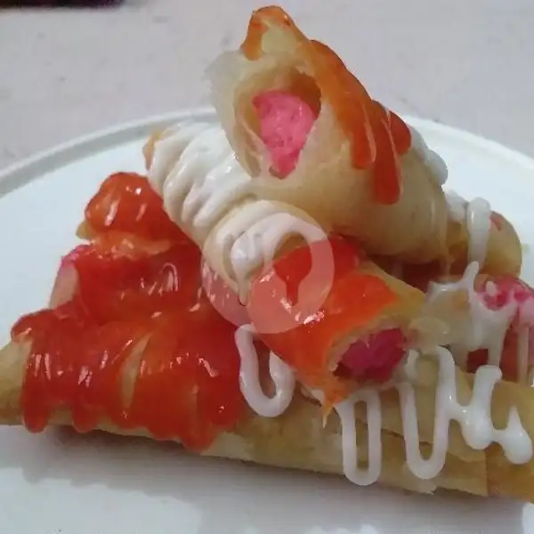 SisRoll Merah Putih | Lumpia Garing & Dessert Teh Ina, Pasir Impun