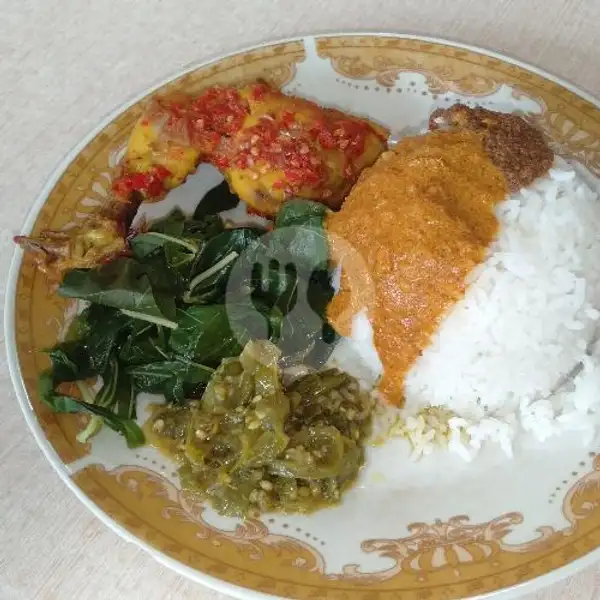 Nasi Ayam Goreng Balado + Es Teh Manis | RM Padang Marawa, Pinang