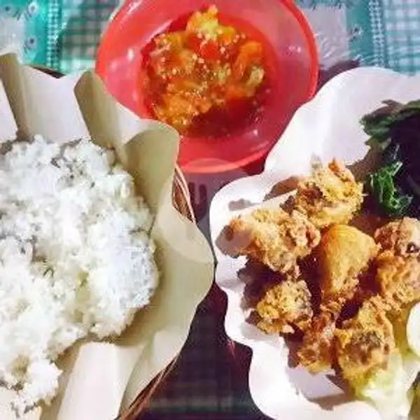 Ayam Mutilasi + Sambal Jahe + Nasi + Thu Tmpe + Lalapan | ANEKA RASA JAYA, Ayam Gepuk, Bebek & Multy Menu Khas Manado, Abepura