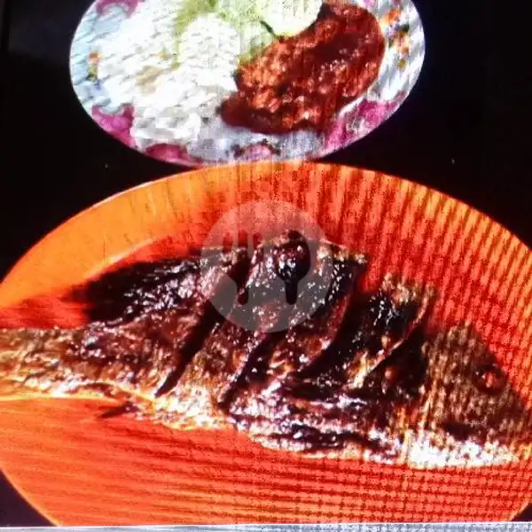 Kakap Goreng (cak To Keceng) | Cak Toge Seafood Dan Lalapan, Jl.pospat No.43b