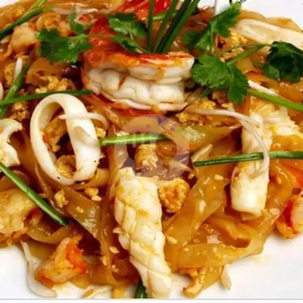 Kwetiau Goreng Seafood ( Cumi, Udang ) | Nasi Goreng Hijau ( One' ), Duren Sawit