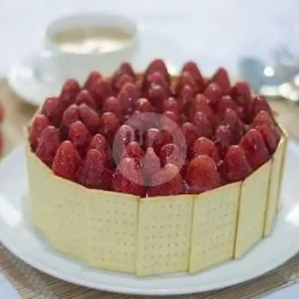 Strawberry Mouse (Ukuran 18 Petak) | Tremondi Cake, Orchid