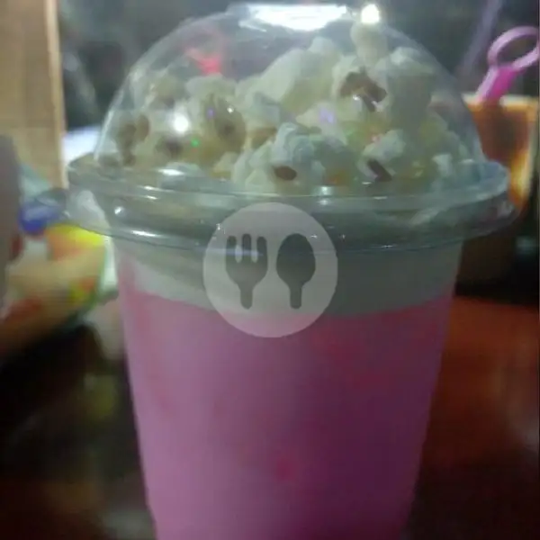 Milkshake Popcorn Strawberry | Roti Bakar & Kukus KukuKarin, Sangkuriang