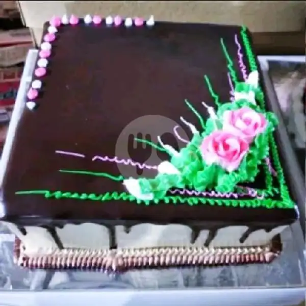 kue Ulang Tahun Coklat Siram 24x24 | Kue Ulang Tahun ZHENNITA
