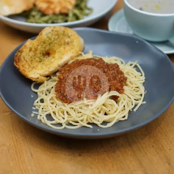 Spaghetti Bolognese | Jardin Cafe, Cimanuk