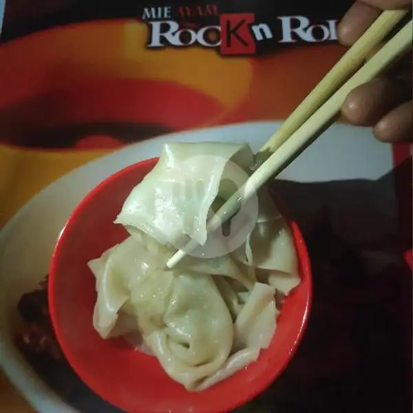 Topping Pangsit Basah | Mie Ayam Rock n Roll Surabaya