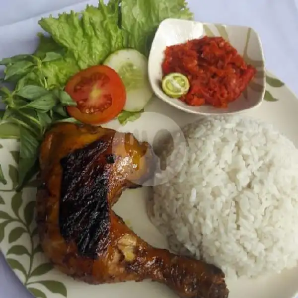 Ayam Bakar Lalapan + Sambel Goreng + Nasi | Ayam Bakar Dapur Widya