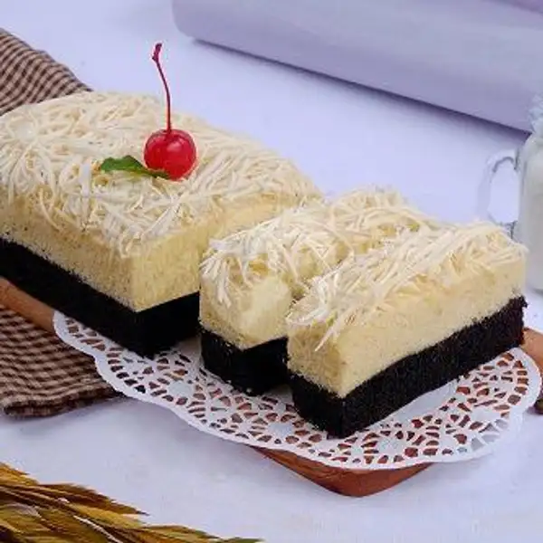 Brownies Susu | Outlet Resmi Lapis Kukus Tugu Malang, Kawi Atas