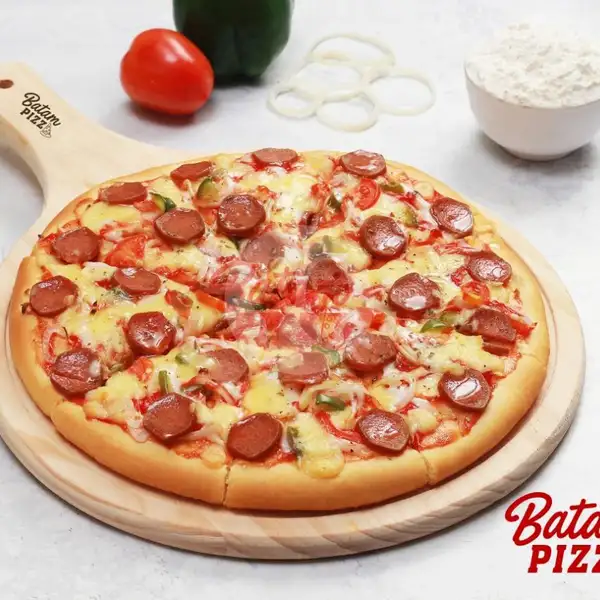 Beef Sausages Pizza Premium Medium 24 cm | Batam Pizza Premium, Batam