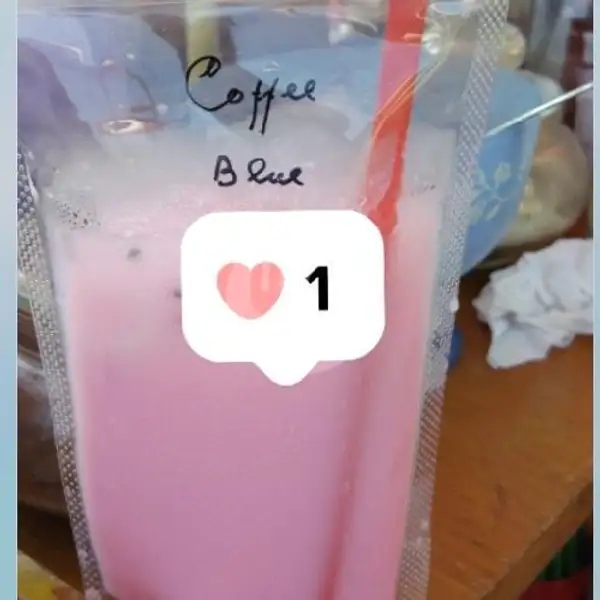 Milkshake Strawberry | Kedai Kopi Blue (Kopi Original, Burger, Kebab), Malang