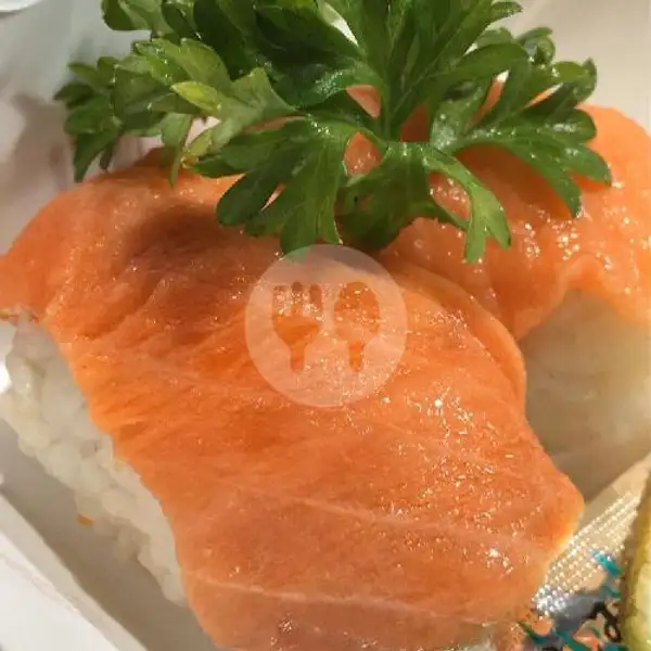 Salmon Nigiri | Beli Sushiku