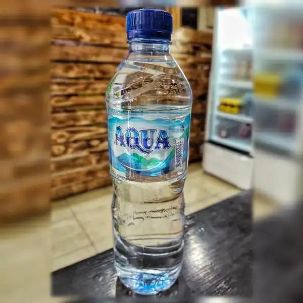 Aqua Mineral Water 600ml | Ayam Paru Cumi Mercon Nonie Kitchen, Aceh