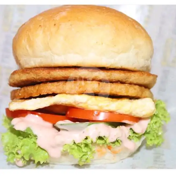 Ayam Double + Sosis + Telur Lokal | May Burger Batam (Ramly Tiban), Bank Mandiri Tiban