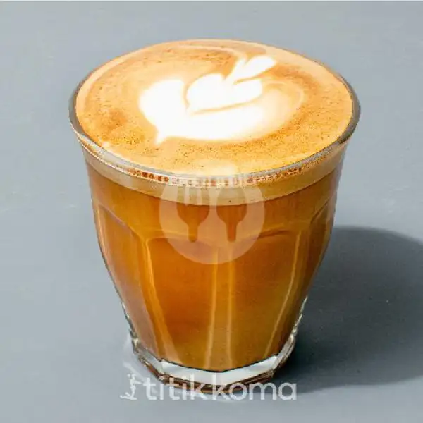 Cafe Latte. | Kopi Titik Koma, Everplate Pintu Air