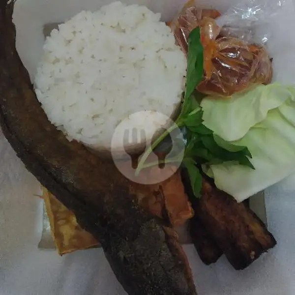 Penyetan Lele | Spicy Foods Ariska, Tegalsari