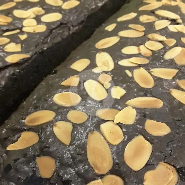 Brownies Toping Almond | Super Roti Rumah Bekatul, Fatmawati