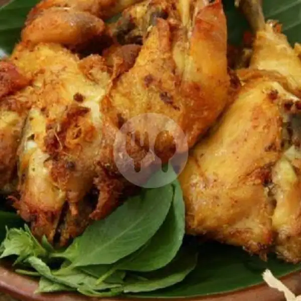 Ayam Goreng 1 Ekor | Bang I'i, Jl. Damai