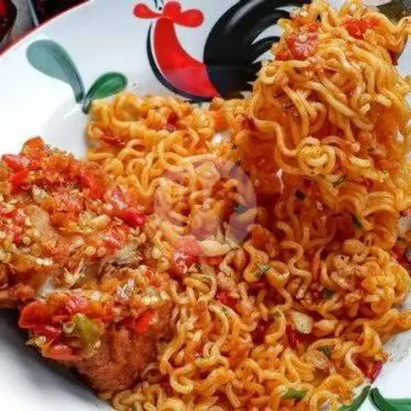 Indomie Goreng/ Kuah + Ayam | Nasi Goreng One, Denai