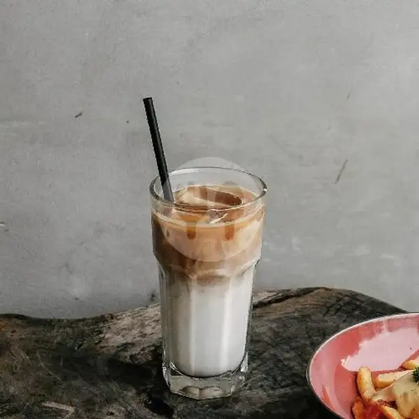 Vanilla Latte | Anak Panah Kopi, Banjarsari