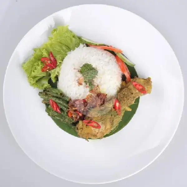 Nasi Ayam Betutu Sambal Embe | Cafe Gue