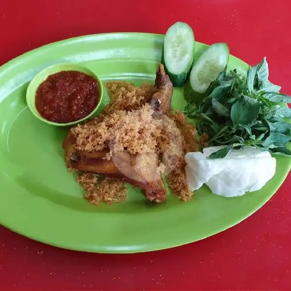 Ayam Goreng Kuning (Dada / Paha) | Pindang Resep Mertua, Mangga Besar