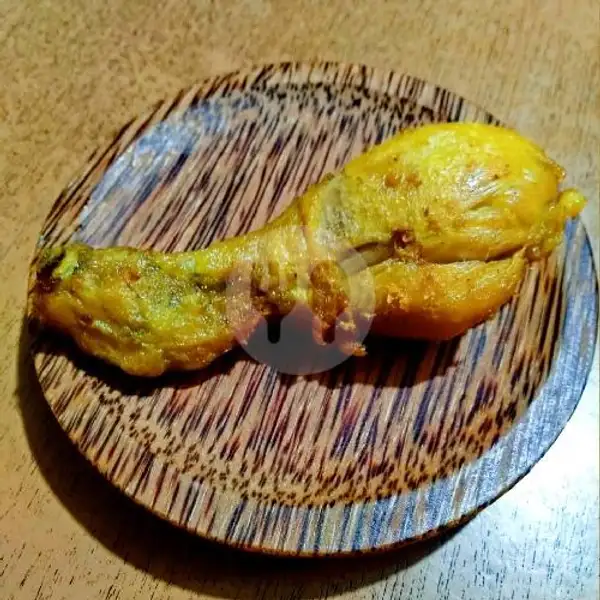 Ayam Goreng | Nasi Uduk Bu Sisca, Umbulharjo