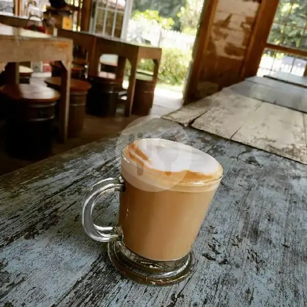Ice/Hot Salted Caramel Latte | Warkop Modjok, Pondok Hijau
