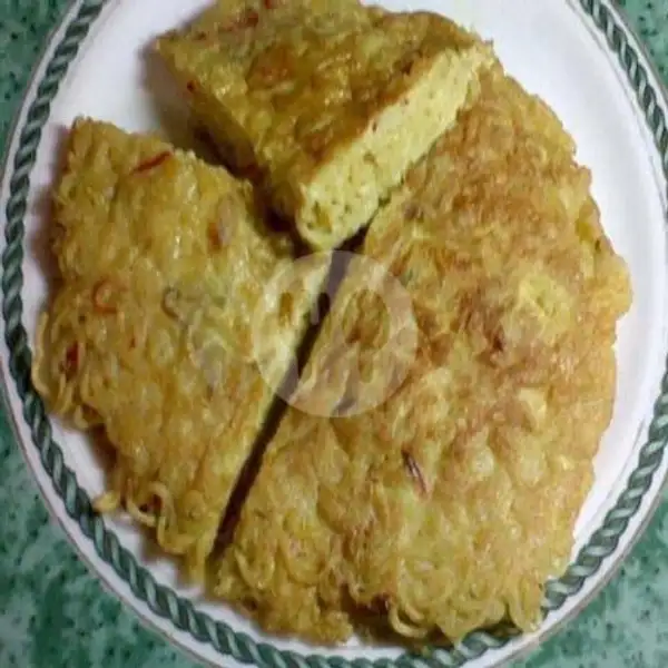 Omelet Mie | Ayam Tulang Lunak Kesia, Pondok Aren