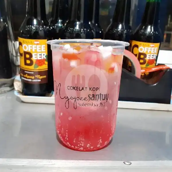 Stawberry Soda Santuy | Nyopeesantuy Salemba, Senen