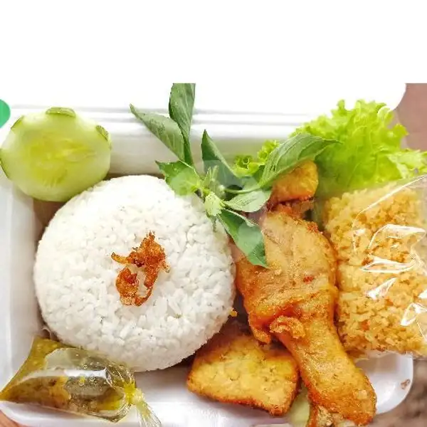 Ayam Goreng Kremes | Pawon Uti Mawar, Patrang