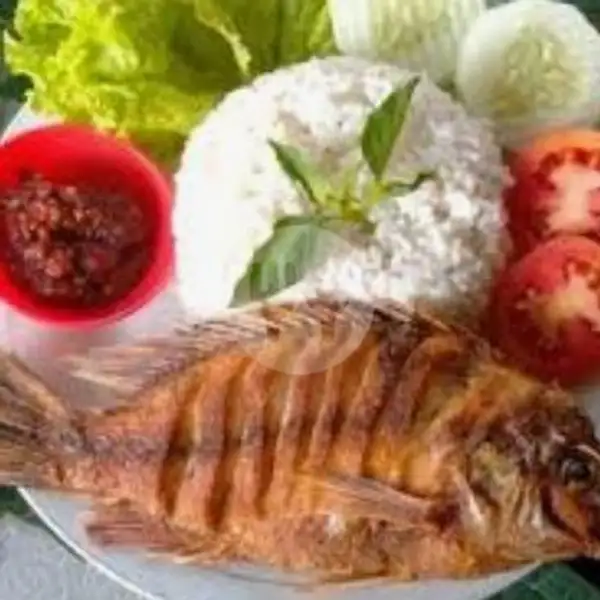 Nila Goreng Sambel Lalap Tahu Tempe Nasi | Ayam Bakar Mommy Latah, Pagedangan