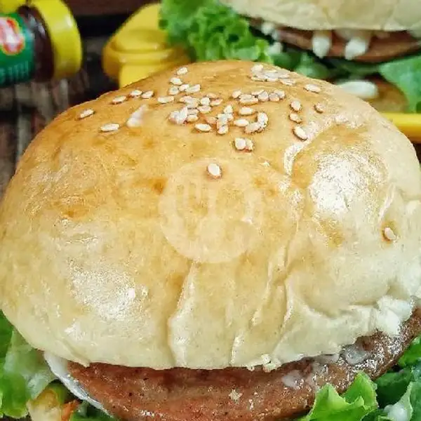 Beef Burger  + Ice Lemon Tea | Rumah Cemilan Dzaki, Larangan